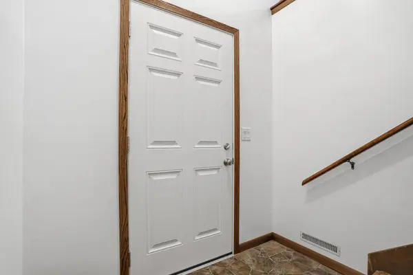 621 NE 4th Street, Grimes, IA 50111