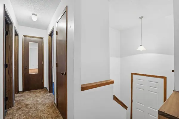 621 NE 4th Street, Grimes, IA 50111