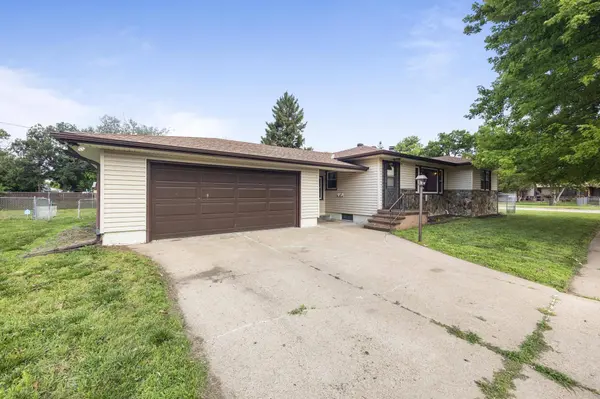 720 N 30th Street, Council Bluffs, IA 51501