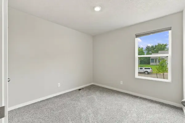 5082 Grandview Avenue, Des Moines, IA 50317