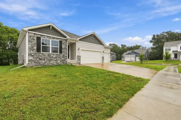 5082 Grandview Avenue, Des Moines, IA 50317