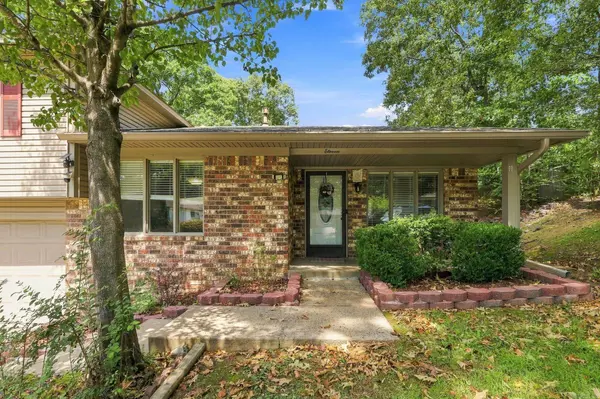 11 Cherrywood Ct Court, Little Rock, AR 72211