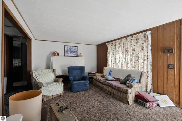 47 Hemlock Street, White Pine, MI 49971