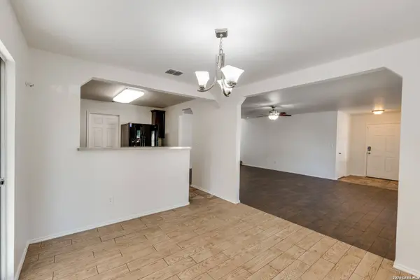 3606 Friendly Acres, Selma, TX 78154