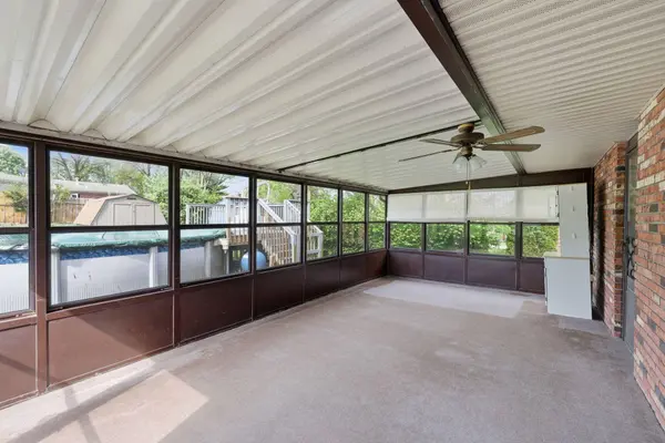 215 Claxon Drive, Florence, KY 41042