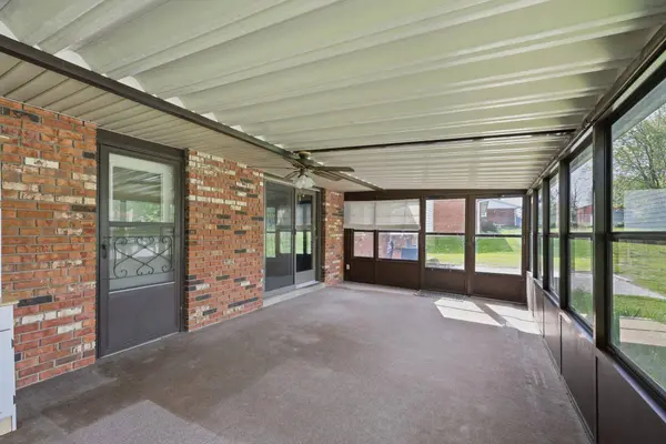 215 Claxon Drive, Florence, KY 41042