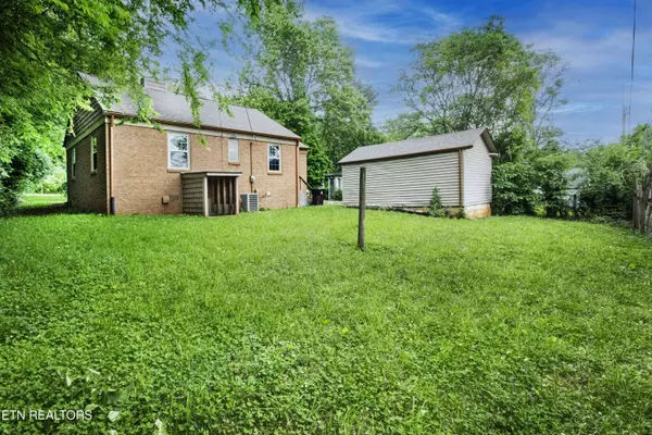 1504 Garfield St, Alcoa, TN 37701