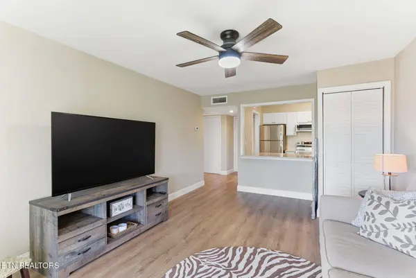 5709 Lyons View PIKE #4305, Knoxville, TN 37919
