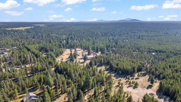 54880 Maple DR #5, Bend, OR 97707