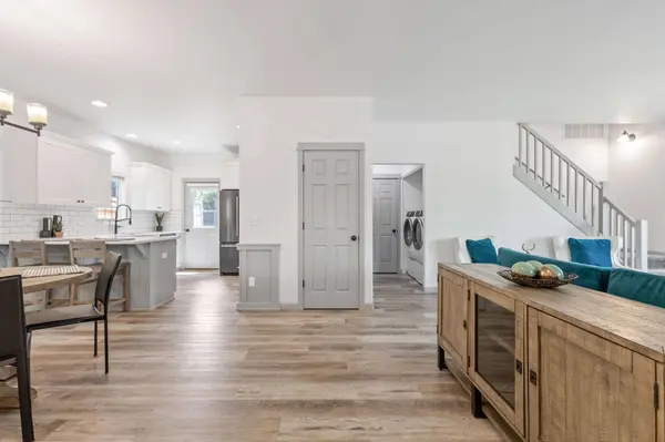 2985 Hope DR, Bend, OR 97701