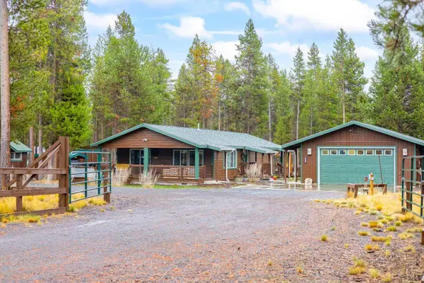 16911 Indigo LN, Bend, OR 97707