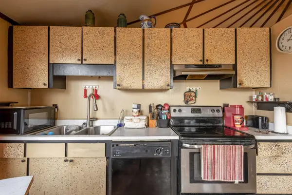66830 Central ST, Bend, OR 97703