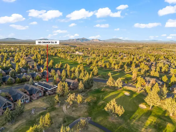 1885 Cinnamon Teal DR, Redmond, OR 97756