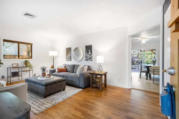 644 Norton AVE ## 1 and #2, Bend, OR 97701