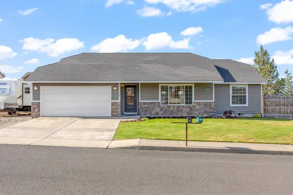 727 Cross LN, Madras, OR 97741