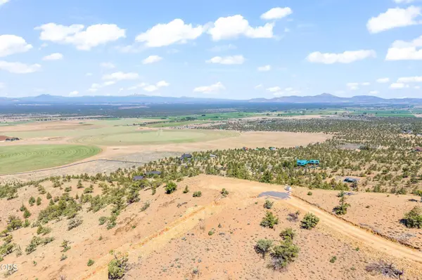 14475 Aquatic View LN, Powell Butte, OR 97753
