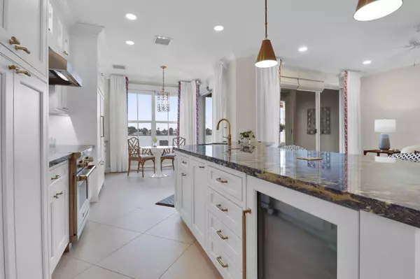 133 Las Brisas CIR, Hypoluxo, FL 33462