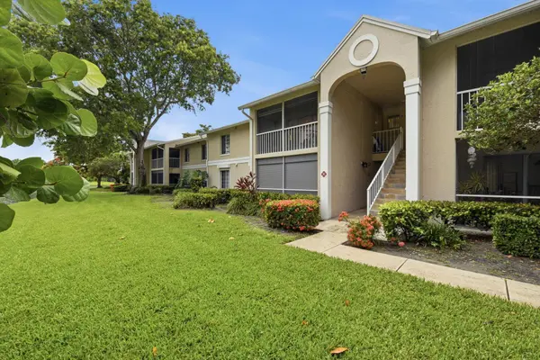 13811 Oneida DR #F2, Delray Beach, FL 33446
