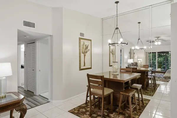 13811 Oneida DR #F2, Delray Beach, FL 33446
