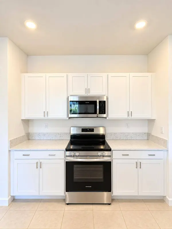 4168 Lagoon Shore DR, Lake Worth, FL 33467