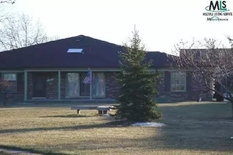 14726 Georgetown Ct, Shelby Twp, MI 48315-4415