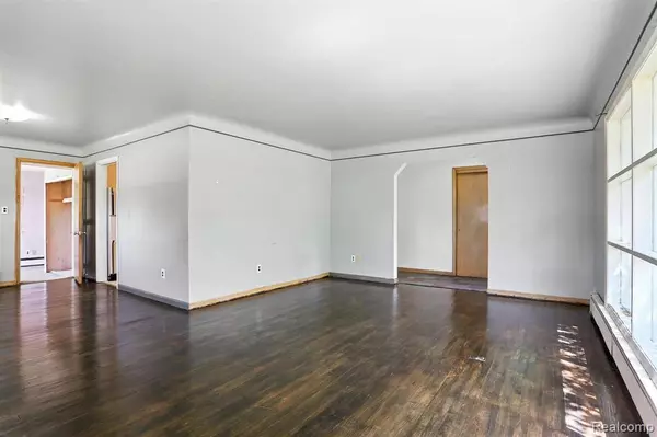 44511 Sterritt Street, Utica, MI 48317