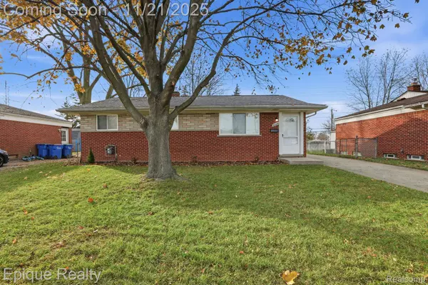 30045 N Iroquois DR W, Warren, MI 48088