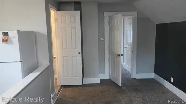949 Boston, Waterford Charter Township, MI 48328