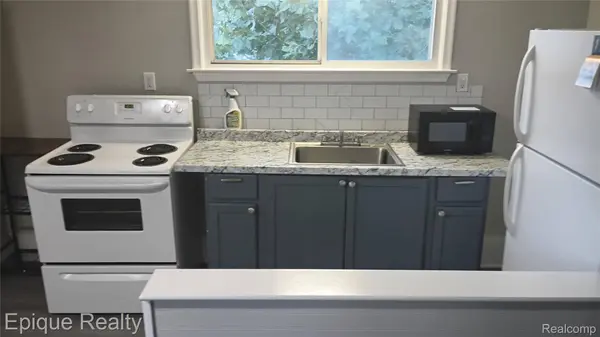 949 Boston, Waterford Charter Township, MI 48328