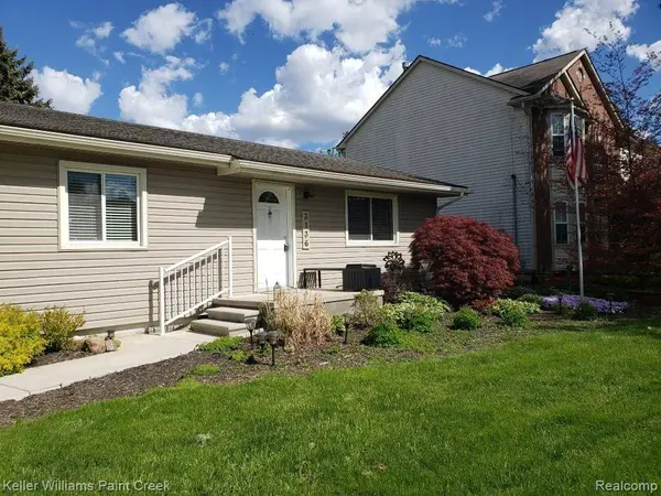 3136 KILMER DR, Troy, MI 48083
