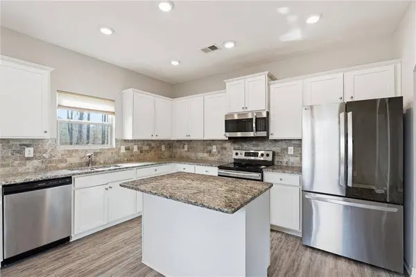 317 Brook CT, Temple, GA 30179