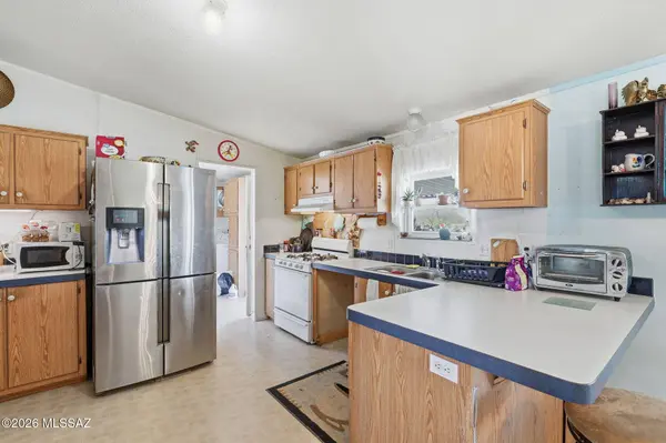 8620 S Cover View Road, Tucson, AZ 85736