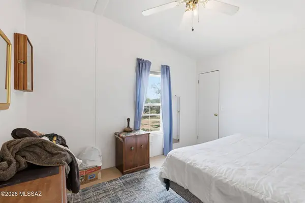 8620 S Cover View Road, Tucson, AZ 85736