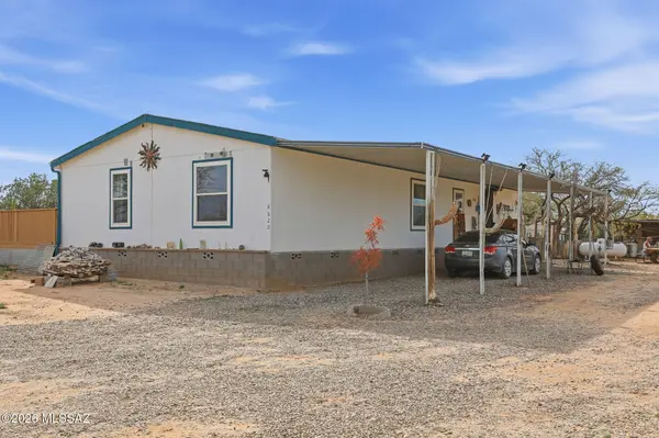 8620 S Cover View Road, Tucson, AZ 85736