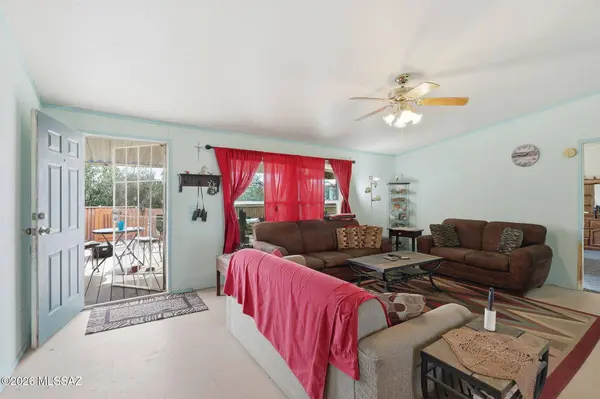 8620 S Cover View Road, Tucson, AZ 85736