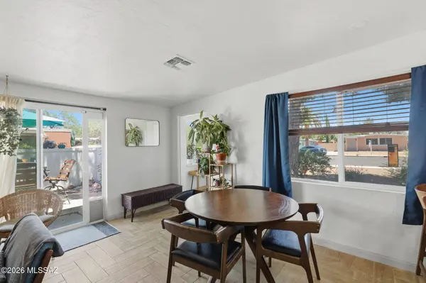 4927 E Adams St, Tucson, AZ 85712