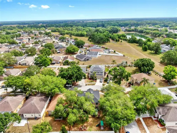 934 GRAND CANYON DR, Valrico, FL 33594