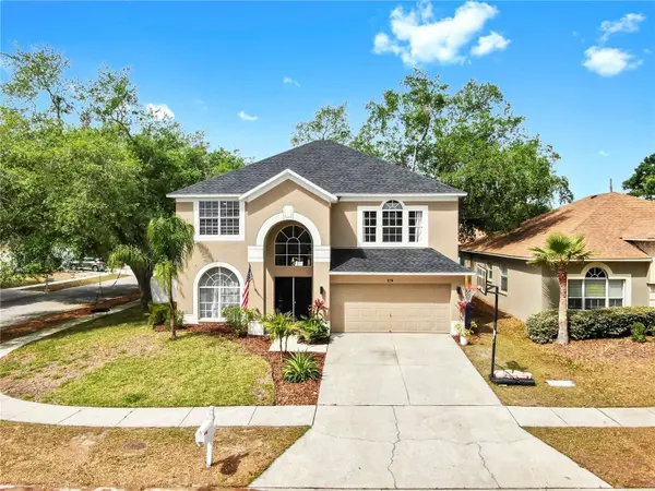 934 GRAND CANYON DR, Valrico, FL 33594