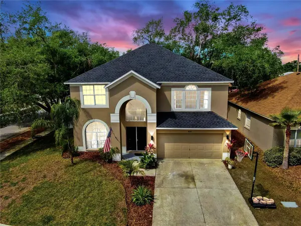 934 GRAND CANYON DR, Valrico, FL 33594