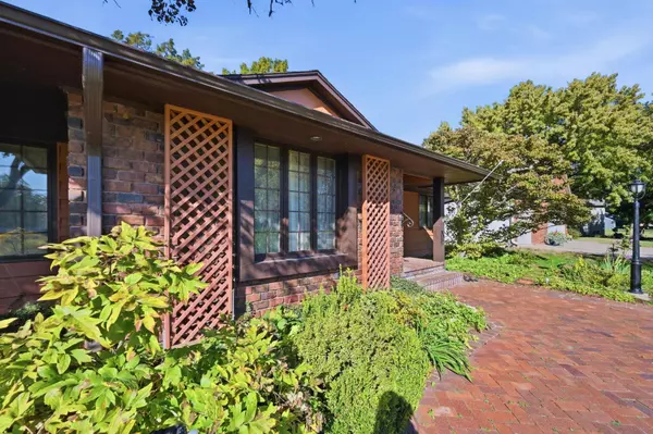 4737 N Cobblestone St, Wichita, KS 67204