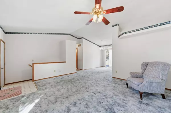 6538 N Longmont St, Park City, KS 67219