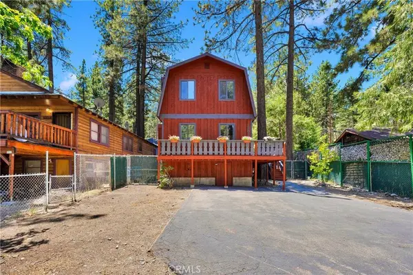 1381 Laura ST, Wrightwood, CA 92397
