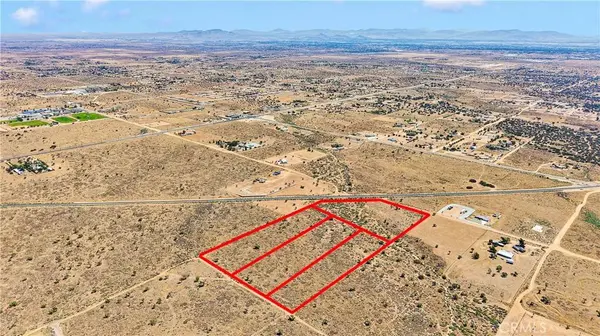 9234 E Arrowhead RD, Phelan, CA 92371