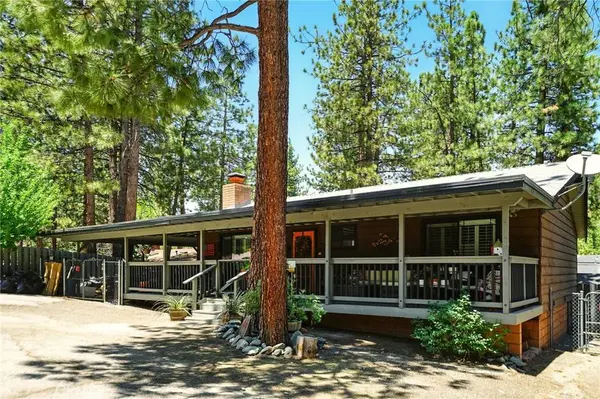 5726 Lodgepole DR, Wrightwood, CA 92397