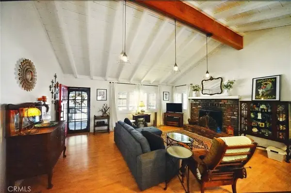 5726 Lodgepole DR, Wrightwood, CA 92397