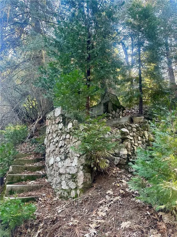 0 Ashar DR, Crestline, CA 92325