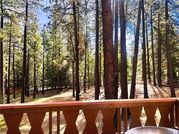 5809 Pine, Wrightwood, CA 92397