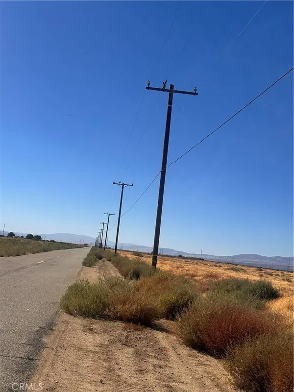 6 W AVE B, Lancaster, CA 93536