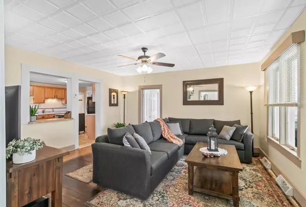 108 W Chestnut Street, Pardeeville, WI 53954