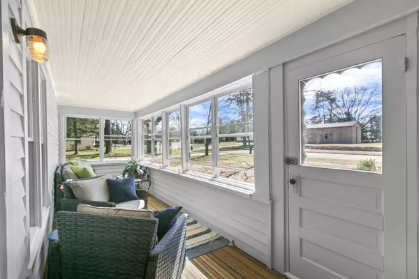 108 W Chestnut Street, Pardeeville, WI 53954